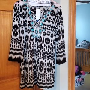 Womenw XL tunic top